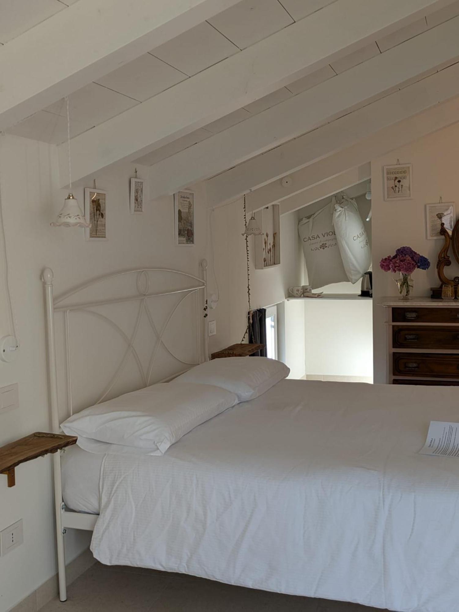Casa Viola Bed And Breakfast Dimora Di Campagna Calice Ligure Dış mekan fotoğraf