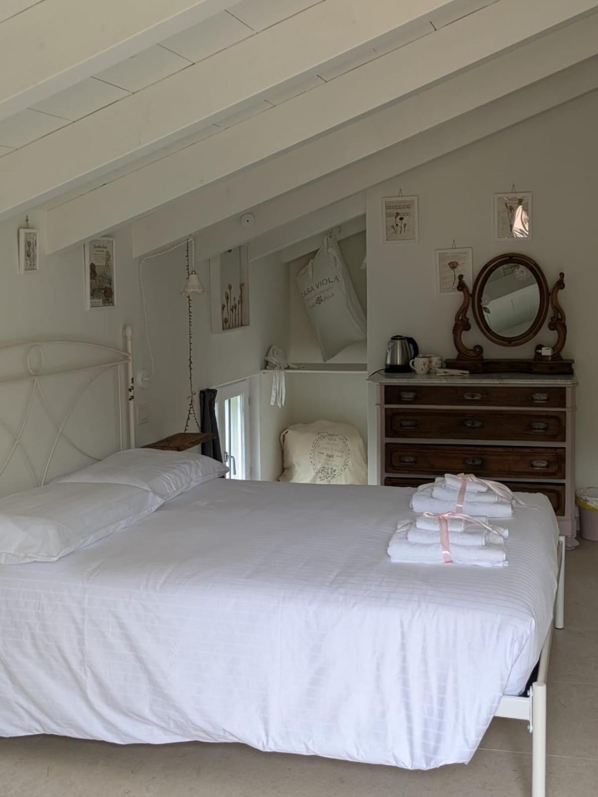 Casa Viola Bed And Breakfast Dimora Di Campagna Calice Ligure Dış mekan fotoğraf