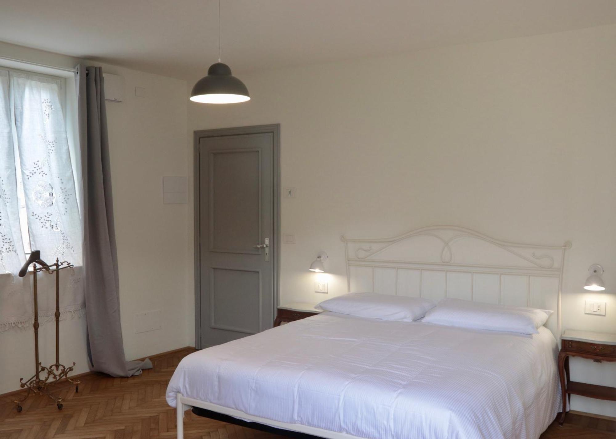Casa Viola Bed And Breakfast Dimora Di Campagna Calice Ligure Dış mekan fotoğraf